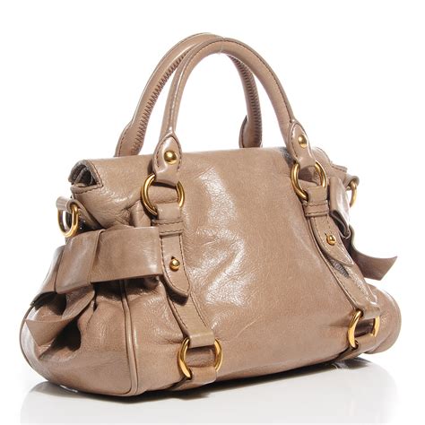 really really want a Miu Miu bow bag 